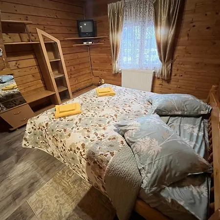 Dana Domek letniskowy Tatarów